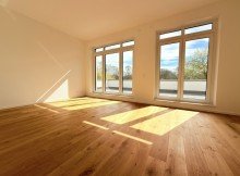 Arbeitszimmer oder G�stezimmer +++ Design trifft Komfort: Luxus im Alltag - S�dterrasse mit Blick ins Parkgrundst�ck +++
