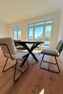 Wohnzimmer +++ Design trifft Komfort: Luxus im Alltag - S�dterrasse mit Blick ins Parkgrundst�ck +++